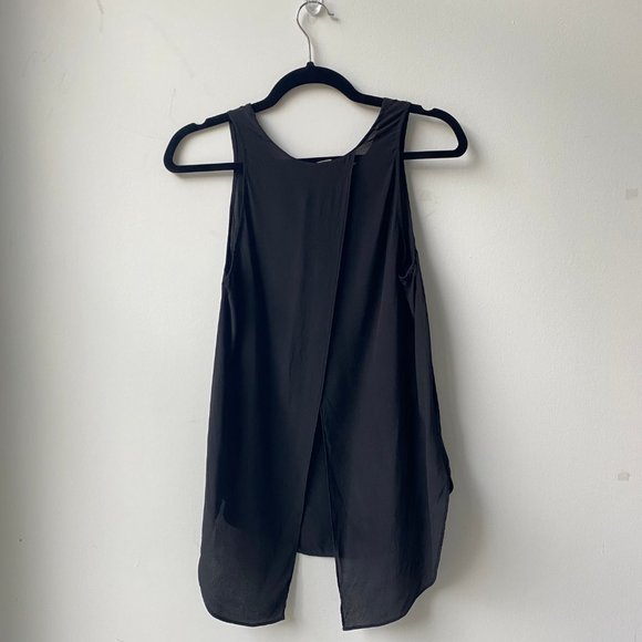 ARITZIA - WILFRED PYRAMIDES (KITE BACK) BLOUSE - Picture 2 of 5